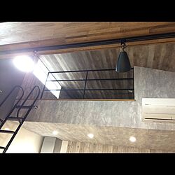 壁/天井/ロフトのある部屋/ロフト/勾配天井/グレーの壁のインテリア実例 - 2017-05-09 13:31:23