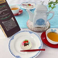 景徳鎮/ミッキーマウスのティーセット/ロイヤルコペンハーゲン/金魚のお茶請け/和菓子...などのインテリア実例 - 2020-08-25 16:46:51