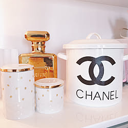 ゴールドインテリア/キャニスター/ウォールステッカー/CHANEL/お米の保存...などのインテリア実例 - 2019-08-18 20:22:14