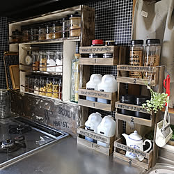 キッチン/調味料入れ/調味料棚/100均リメイク/100均...などのインテリア実例 - 2018-09-22 08:31:11