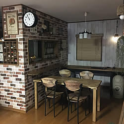 ダイソーリメイクシート/ニトリ/リメイクシート 板壁風/ウッドブラインド/ダイニングテーブル&チェア...などのインテリア実例 - 2019-05-19 23:48:00