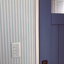 リビング サンゲツ壁紙 来年のカレンダー 蜷川実花 Ikea などのインテリア実例 17 12 03 12 27 53 Roomclip ルームクリップ