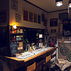 部屋全体/BAR風/ヴィンテージ風/アメリカン/ビール瓶集めてます。...などのインテリア実例 - 2018-04-19 22:52:25