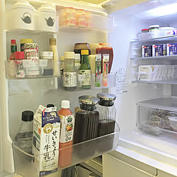 キッチン 冷蔵庫の中 ドアポケット用仕切り 冷蔵庫収納 セリア などのインテリア実例 06 11 23 32 31 Roomclip ルームクリップ