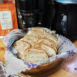 机/近くのパン屋さん❤️/30センチ位の切り株風/メイプルシロップ味/毎日の暮らしを楽しむ...などのインテリア実例 - 2020-02-03 05:32:46