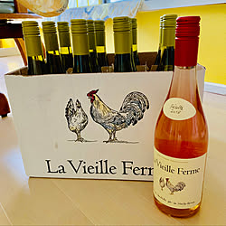 ワイン箱棚/La Vieille Ferme/コストコワイン/白ワイン空き瓶♡/白ワイン好き...などのインテリア実例 - 2019-07-19 13:45:59