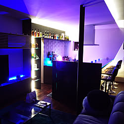 ネオン管/LED/あお/BARチェアー/バーチェア...などのインテリア実例 - 2019-03-06 10:04:22