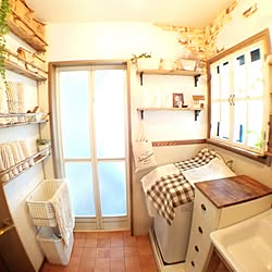 洗濯機の上の窓枠に棚のインテリア実例 Roomclip ルームクリップ