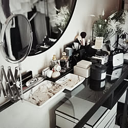 棚/メイクスペース/CHANEL/GUERLAIN/L'OCCITANE...などのインテリア実例 - 2020-05-25 16:30:06