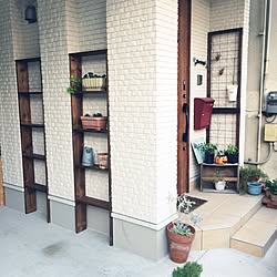 玄関/入り口/オイルステン/メッシュでディスプレイ/番線使用の棚/アイアンバー風の棚...などのインテリア実例 - 2016-09-25 18:36:00