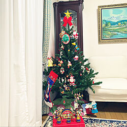 150cmツリー/20年ぶりのツリー/ミッキーマウスのオルゴール/クリスマス飾り/小さな家...などのインテリア実例 - 2021-12-08 18:24:44