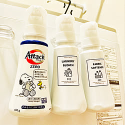 詰め替えボトル 洗濯機周り ランドリー 洗濯洗剤ボトル アタックゼロ などのインテリア実例 01 21 11 46 19 Roomclip ルームクリップ