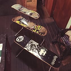 スケボーのデッキ スヌーピー 机 シュプリーム Kawsのインテリア実例 17 01 24 19 35 10 Roomclip ルームクリップ スケボーのデッキ スヌーピー 机 シュプリーム Kawsのインテリア実例 17 01 24 19 35 10 Roomclip ルームクリップ