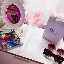 ディオールのショップ袋のインテリア実例 Roomclip ルームクリップ