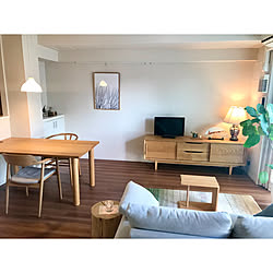 ウルムスツール グラスサウンドスピーカー 中村好文 深澤直人 ふたり暮らし などのインテリア実例 12 05 11 52 34 Roomclip ルームクリップ