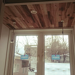 クロス 白木目調のおしゃれなアレンジ 飾り方のインテリア実例 Roomclip ルームクリップ