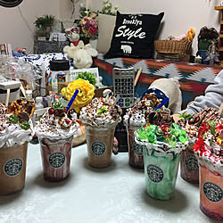机/スタバーのシール有ったぜー!/emiちゃんにてアドバイス/emiちゃんのクッキー/断捨離しなながらハンドメイド...などのインテリア実例 - 2017-12-22 20:46:14