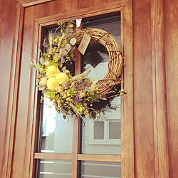 玄関 入り口 クリスマスリース 玄関ドアの内側にリースを飾る アマゾンで購入したものを一部補整のインテリア実例 17 11 04 17 23 14 Roomclip ルームクリップ