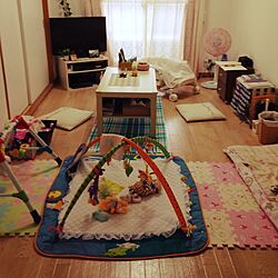 赤ちゃんのいる部屋/賃貸/プレイマット/フェイクグリーン/100均...などのインテリア実例 - 2016-05-17 09:36:50