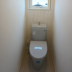 木目調クロス 狭いから出来る壁紙遊び トイレの壁 トイレ ナチュラルヴィンテージ などのインテリア実例 04 06 08 57 07 Roomclip ルームクリップ