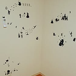 壁 天井 おしゃれな家にしたい ウォールステッカー ディズニー好きのお部屋 ディズニー などのインテリア実例 18 04 14 57 10 Roomclip ルームクリップ 壁 天井 おしゃれな家にしたい ウォールステッカー ディズニー好きのお部屋 ディズニー などのインテリア実例 18 04 14 57 10 Roomclip ルームクリップ