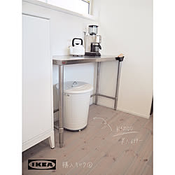 キッチン ガラスの米びつ Ikeaの食器棚 これから徐々に物を増やしていこうのインテリア実例 15 01 08 16 50 52 Roomclip ルームクリップ