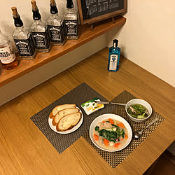 机/クリームチーズ/IKEA/フランスパン/鳥胸肉とほうれん草のシチュー...などのインテリア実例 - 2018-12-04 21:29:45
