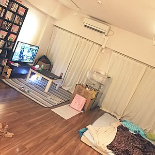 部屋全体/猫/フォロー押し逃げごめんなさい/いつもいいね！押し逃げごめんなさい/初投稿...などのインテリア実例 - 2017-06-01 23:48:24