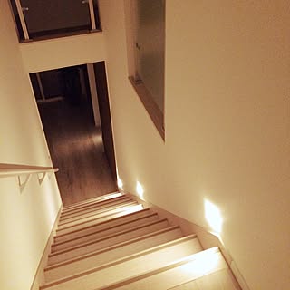 階段 足元灯のおしゃれなインテリアコーディネート レイアウトの実例 Roomclip ルームクリップ