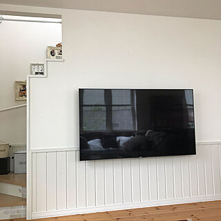 テレビ壁掛け/掃除/リビング/腰壁/壁掛けテレビ...などのインテリア実例 - 2019-05-20 13:43:41