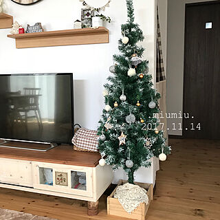 クリスマスツリー150cm/クリスマス/ナチュラルインテリア/白×茶/木が好き...などのインテリア実例 - 2017-11-14 14:35:07