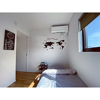 モノトーン 勉強部屋のおしゃれなインテリアコーディネート レイアウトの実例 Roomclip ルームクリップ