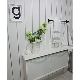 バス/トイレ/IKEA造花/IKEA 花瓶/壁紙DIY/ランドリーBOX.DIY...などのインテリア実例 - 2017-02-24 08:35:32