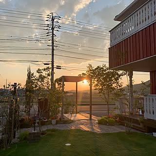 植物のある暮らし/芝生の庭/輸入住宅/お気に入りの場所/北欧住宅 ...などのインテリア実例 - 2019-07-08 02:21:54