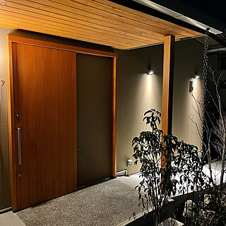 和風の家 玄関引き戸のおしゃれなインテリア・部屋・家具の実例