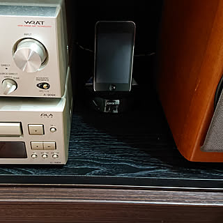 ベッド周り/サイズオーダー棚板/寝室の棚/ONKYO コンポ/iPod touchのインテリア実例 - 2019-03-03 10:44:52