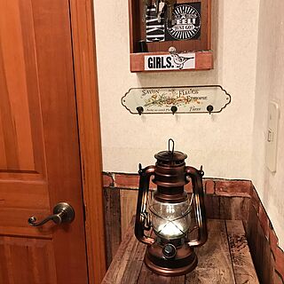 玄関/入り口/実用と飾りを兼ねて！/夜、ランプが届きました。/2017.03.25/Amazon★アンティークLEDランタンのインテリア実例 - 2017-03-25 23:09:50