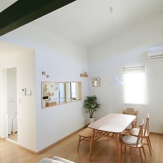 部屋全体/つばめオーナメント/建売だけどオシャレハウスを目指します！/アルダー材のダイニングテーブル/無印良品...などのインテリア実例 - 2019-01-22 07:41:21