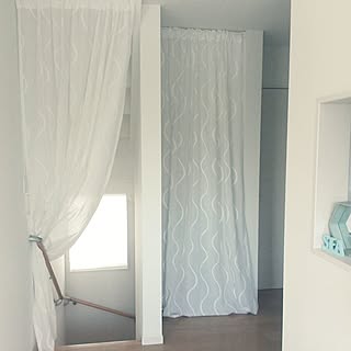 玄関 入り口 間仕切りカーテンのおしゃれなアレンジ 飾り方のインテリア実例 Roomclip ルームクリップ