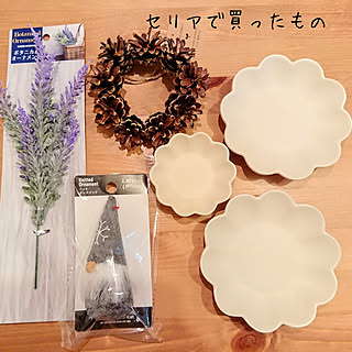 机/今日買ったもの♡/セリア購入品/セリアのお皿/セリア新商品...などのインテリア実例 - 2018-11-06 18:59:53