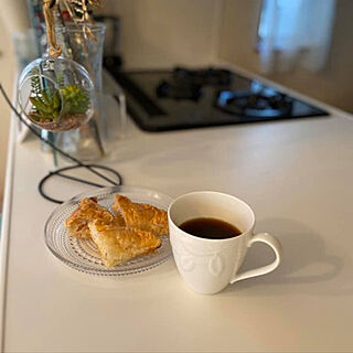 おうちカフェ/コーヒー/アップルパイ焼きました...♪*ﾟ/DIY/キッチンのインテリア実例 - 2020-02-20 12:00:41