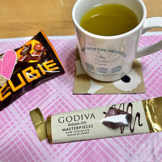 GODIVA/meiji CUBIE/自分で買ったチョコレート/職場でもらったチョコレート/バレンタインデー...などのインテリア実例 - 2023-02-14 19:36:56