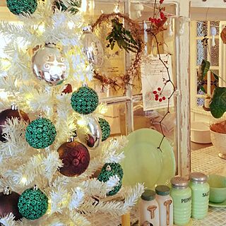 棚/クリスマスツリー/IKEA/窓枠/DIY...などのインテリア実例 - 2014-11-26 14:33:32