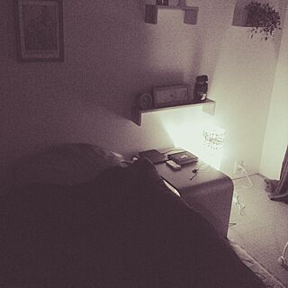 ベッド周り/もう寝ます。/白黒/照明/消臭力のインテリア実例 - 2015-01-06 21:27:56