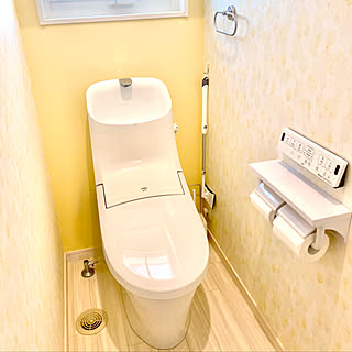 黄色の壁紙/2階のトイレ/リクシルのトイレ/ウィルス除去/ウィルス対策...などのインテリア実例 - 2020-12-08 10:53:38