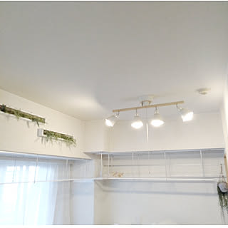 壁/天井/キャットウォークDIY/丸見え/アクリル板/CAINZ HOME...などのインテリア実例 - 2019-11-25 19:38:38