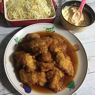 机/きれーに…そんなことする暇ない/チキン南蛮大好き/タルタルソースいっぱい/いいね、フォロー本当に感謝です♡...などのインテリア実例 - 2017-02-18 21:15:46