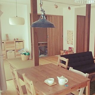 部屋全体/キッチンからのダイニング＆リビング/キッチンからの眺め…/わんこと暮らす家/照明...などのインテリア実例 - 2014-06-01 18:52:47