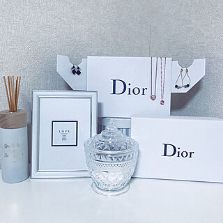 机/箱をリメイク/Dior/アクセサリー見せる収納/アクセサリースタンド...などのインテリア実例 - 2018-11-23 23:53:26