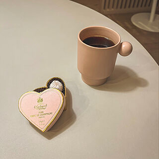 カフェ風インテリア/coffee/トリュフチョコ/ピンクが好き/wall...などのインテリア実例 - 2023-02-13 08:38:24